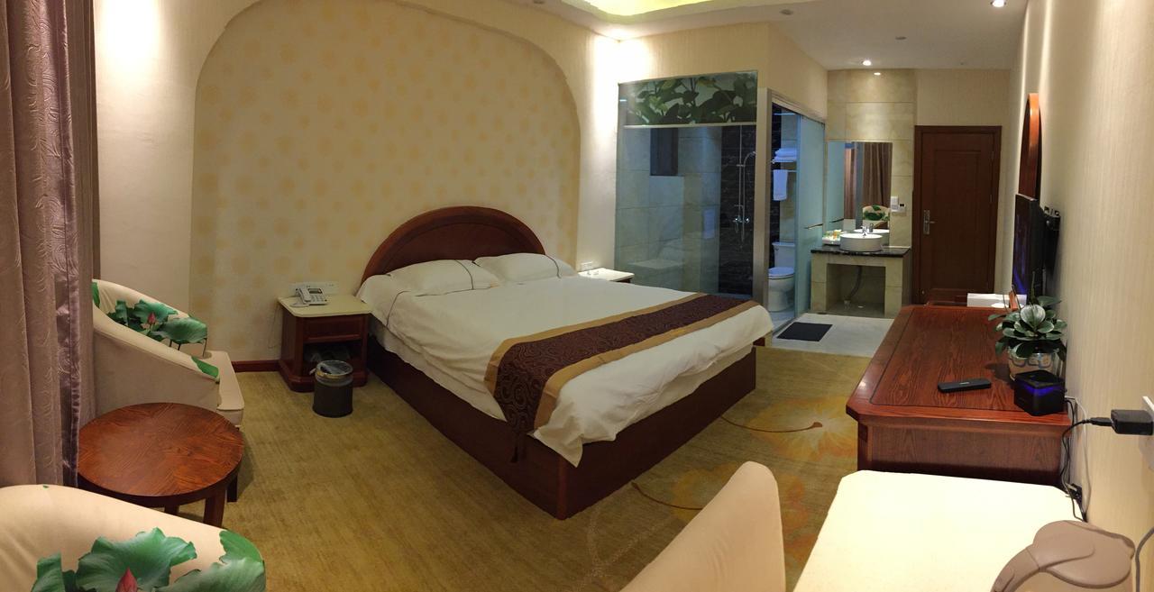 Bai Nian Sheng Shi Hotel Куньмин Экстерьер фото
